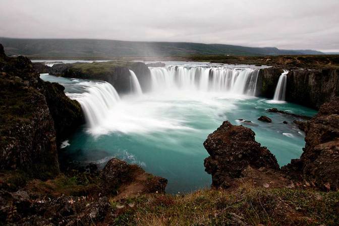 Der spektakuläre Godafoss - Islands Wasserfall der Götter