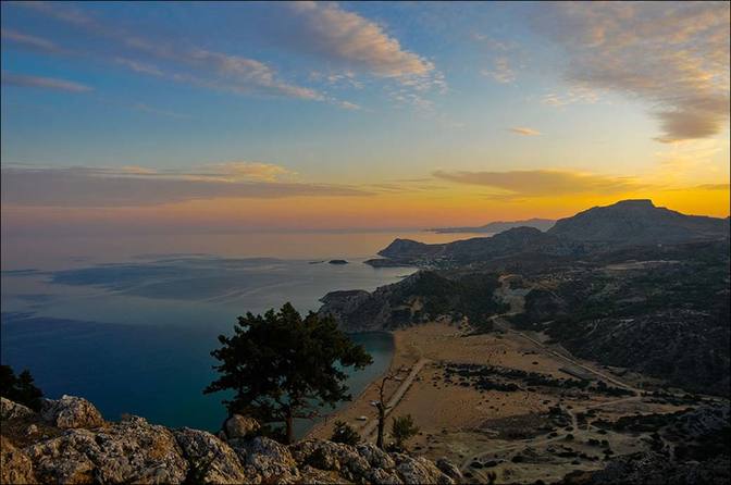 Sanfter Sonnenuntergang auf Rhodos - aufgenommen im Oktober