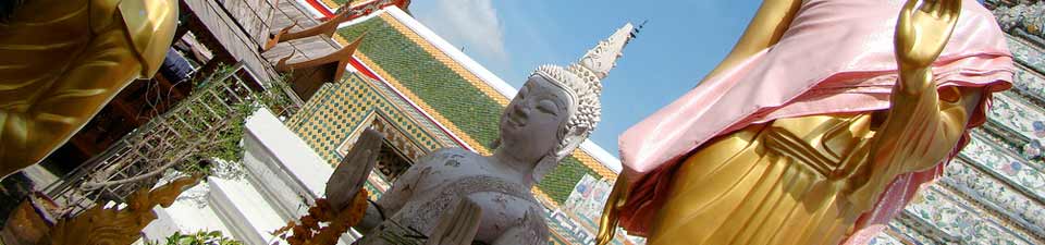 Farbenfroh und beeindruckend - Die Tempelanlagen von Wat Arun in Bangkok