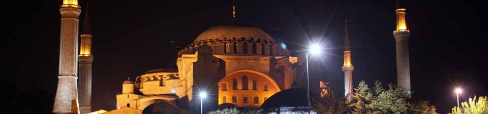 Die Hagia Sophia, eine der berühmtesten Sehenswürdigkeiten Istanbuls